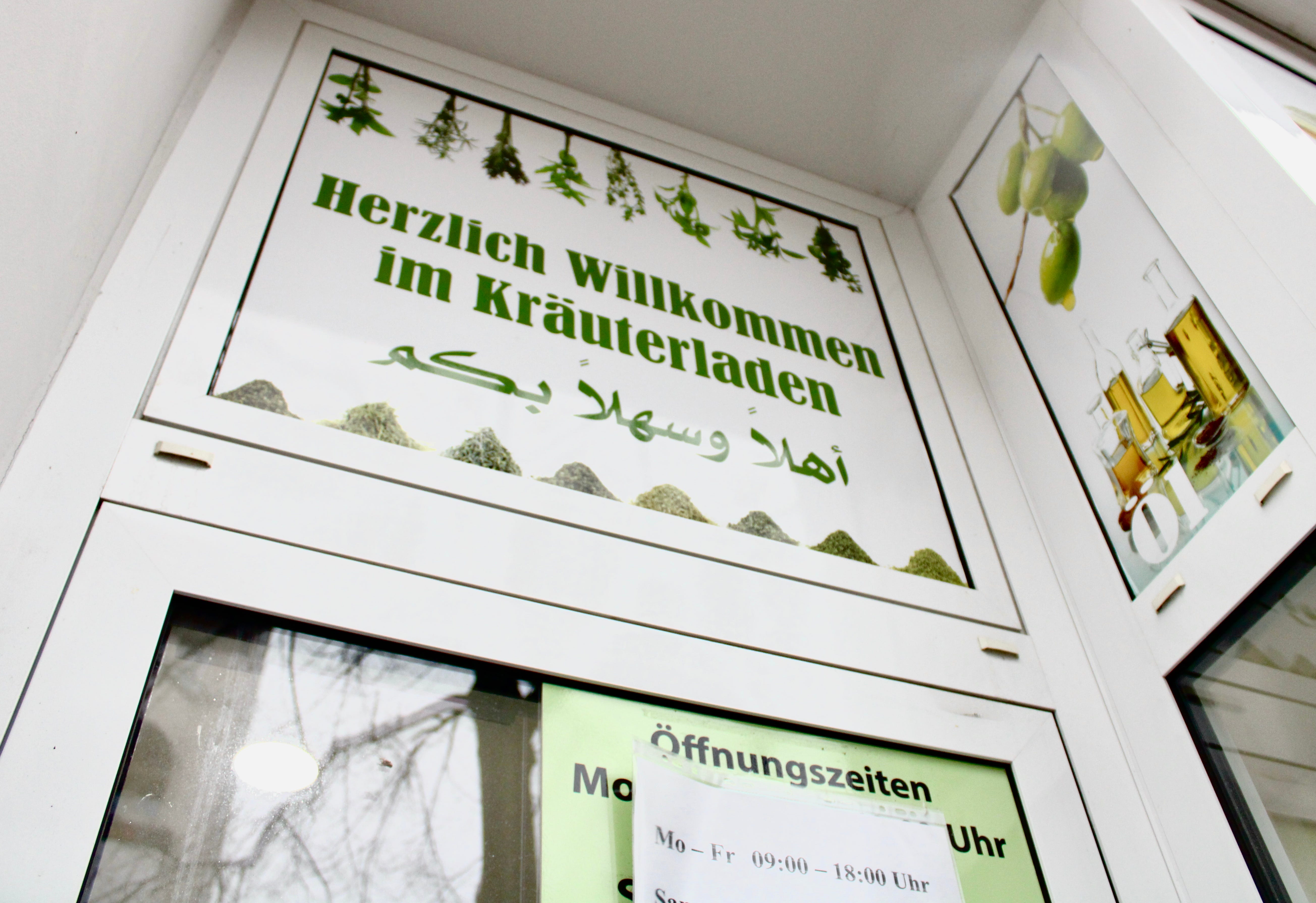 Hayatuna, Bio-Kräuterladen Eingang