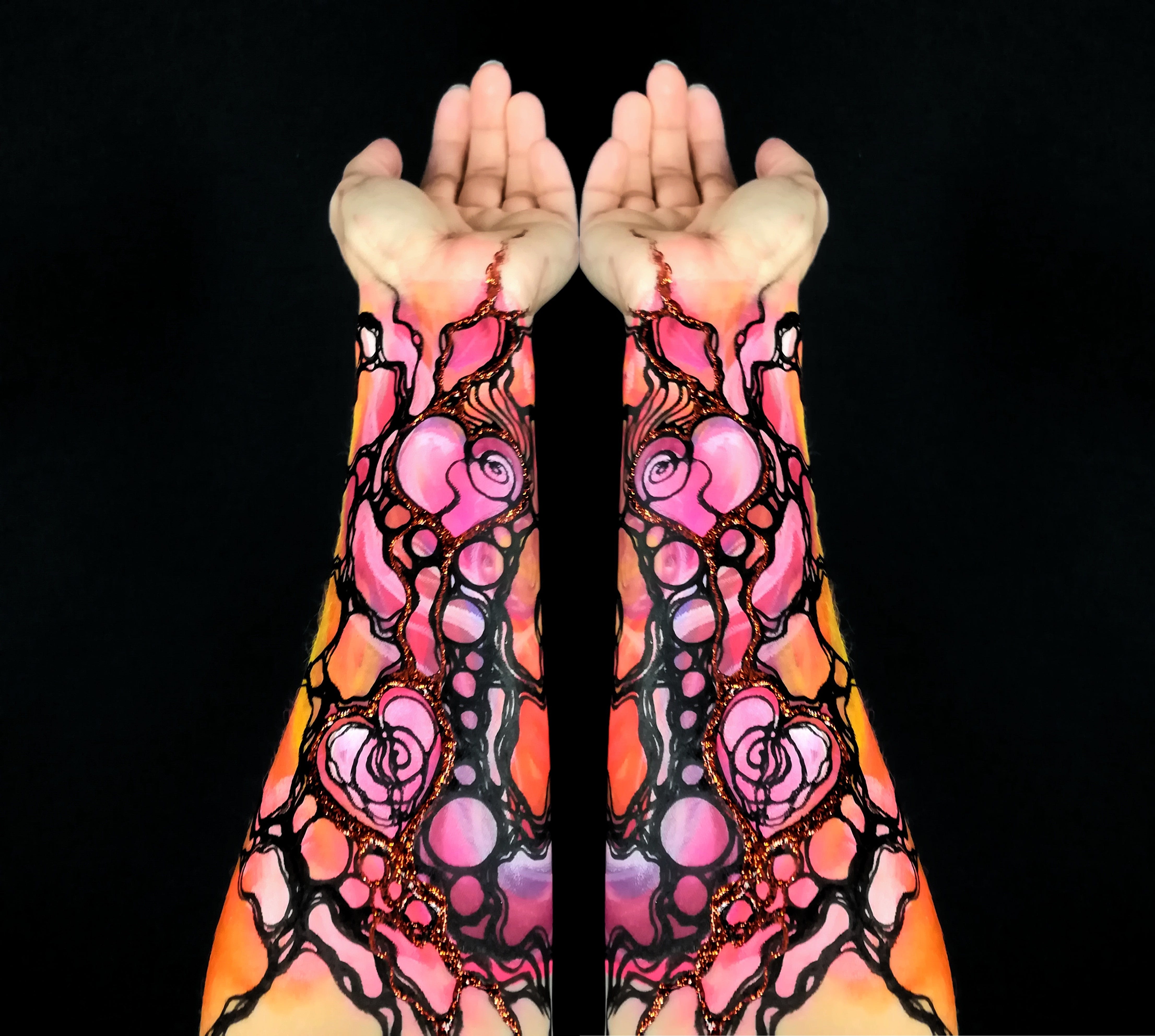 NeuroBodypainting zum Thema "Liebe geben und empfangen"