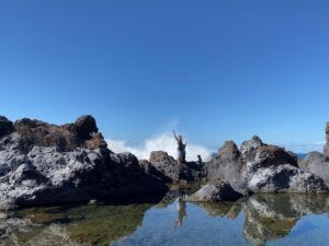 Justus, sein Cousin und die Omi gemeinsam im Urlaub in der Lüneburger Heide