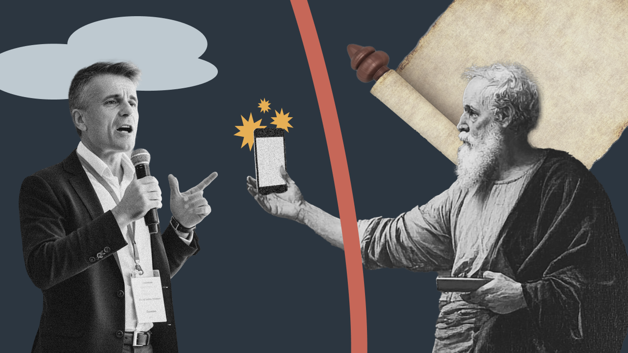 Ein alter antiker Mann hält ein Handy auf einen Mann mit Mikro 