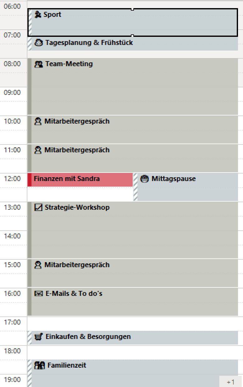Beispielhafter Terminkalender einer Führungskraft mit Meetings, Mitarbeitergesprächen und Strategie-Workshop. Dazwischen zeigt ein 30-minütiger Termin zur Finanzberatung, wie sich professionelle Finanzplanung effizient in einen vollen Berufsalltag integrieren lässt.